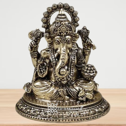 Brass Super fine Ganesha Statue Weight .124 Kg And Height 3 Inch