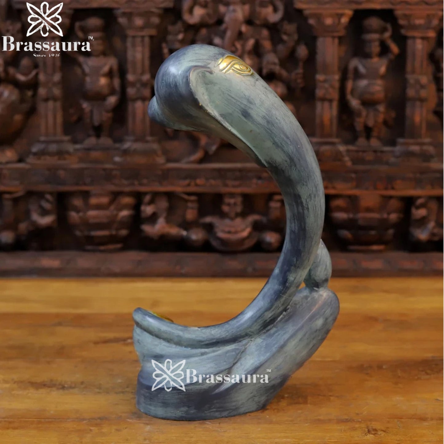 Brass Modern Ganesha Weight 6.9 Kg & Height 16.5 Inch