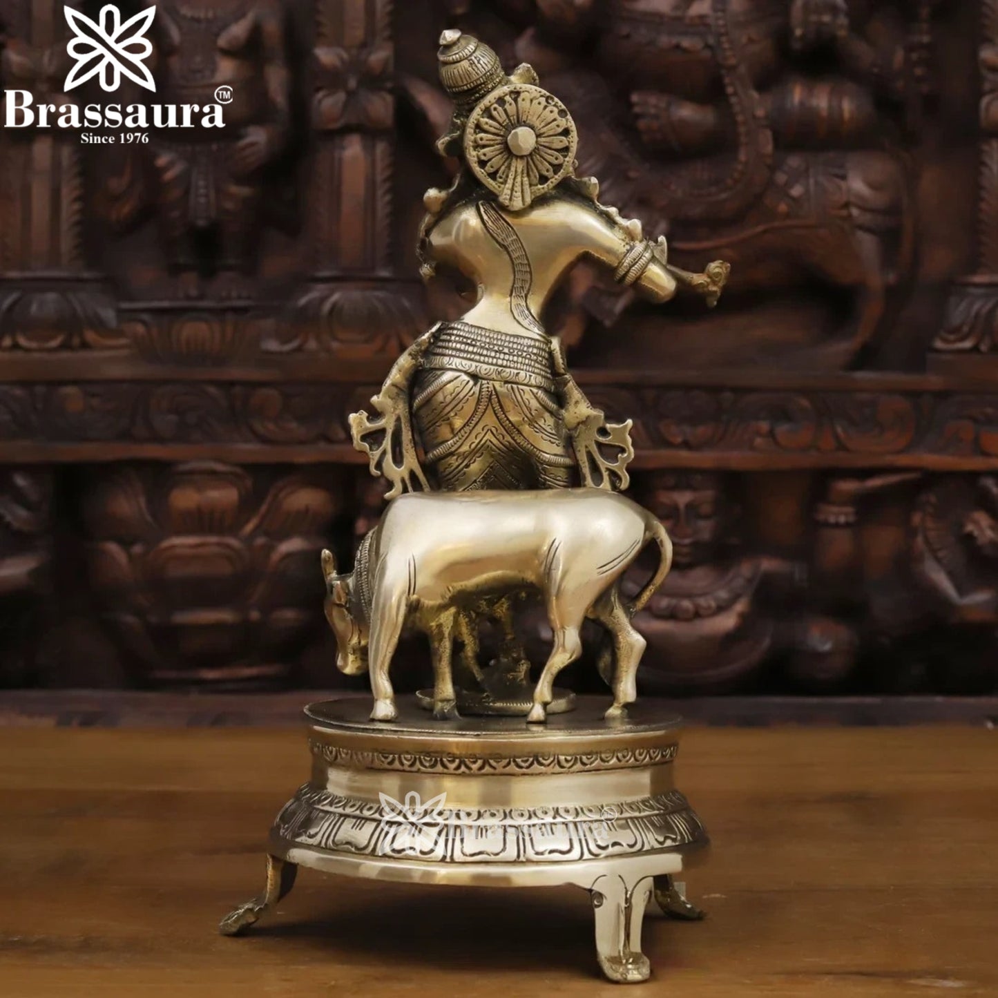 Brass Cow Krishna Murti Weight 2.6 Kg And Height 11 Inch
