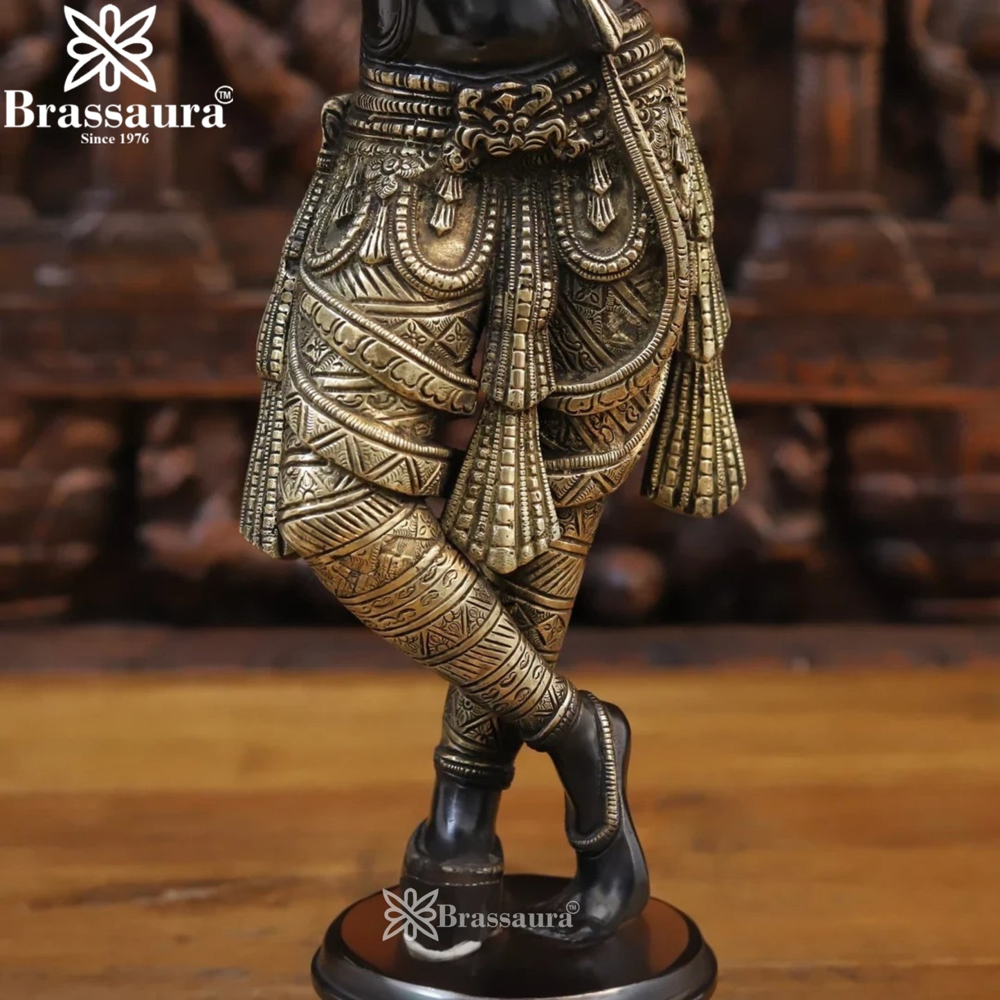 Brass Krishna Murti Weight 9.42 Kg And Height 23 Inch
