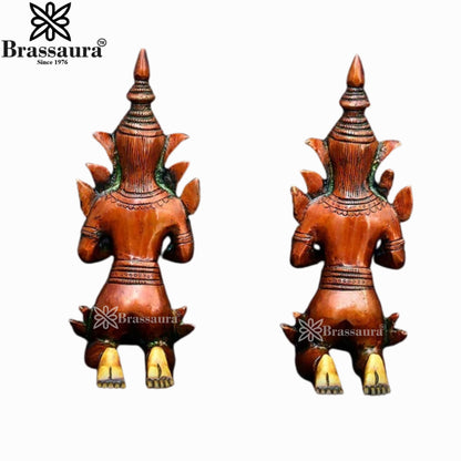 Brass Lady Statue Weight 3.2 Kg And Height 22.5 Inch