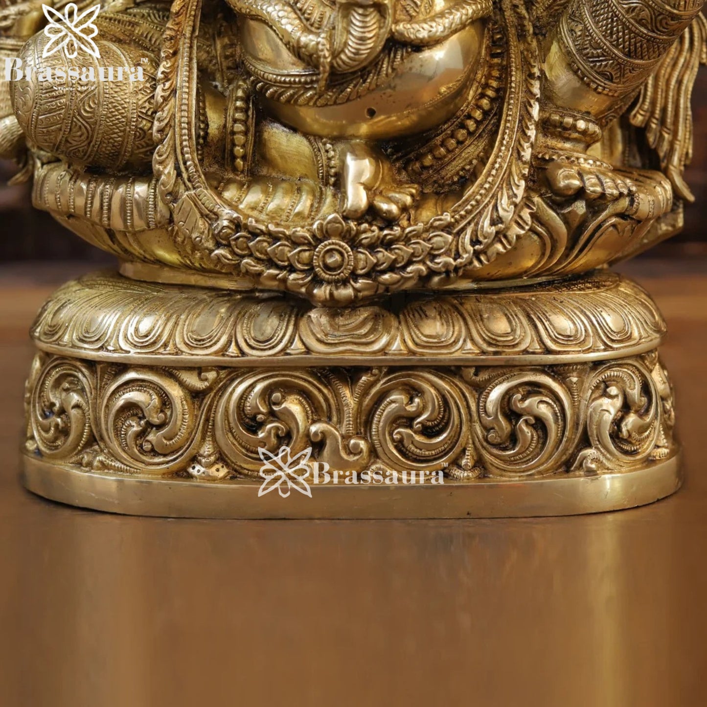 Brass Ganesha Weight 20.72 Kg & Height 20 Inch