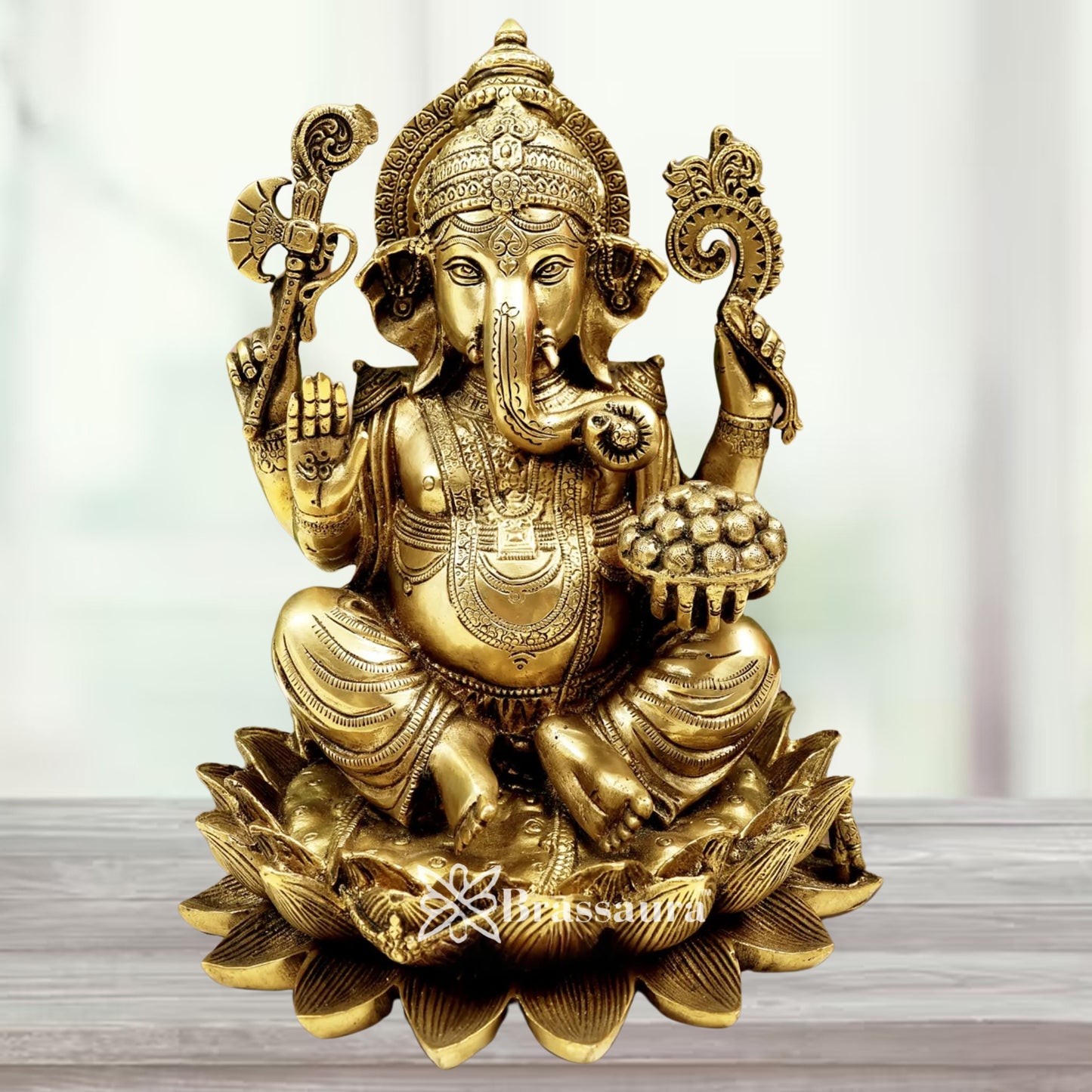 Brass Super fine Lotus Ganesha Weight 7.8 Kg & Height 12 Inch