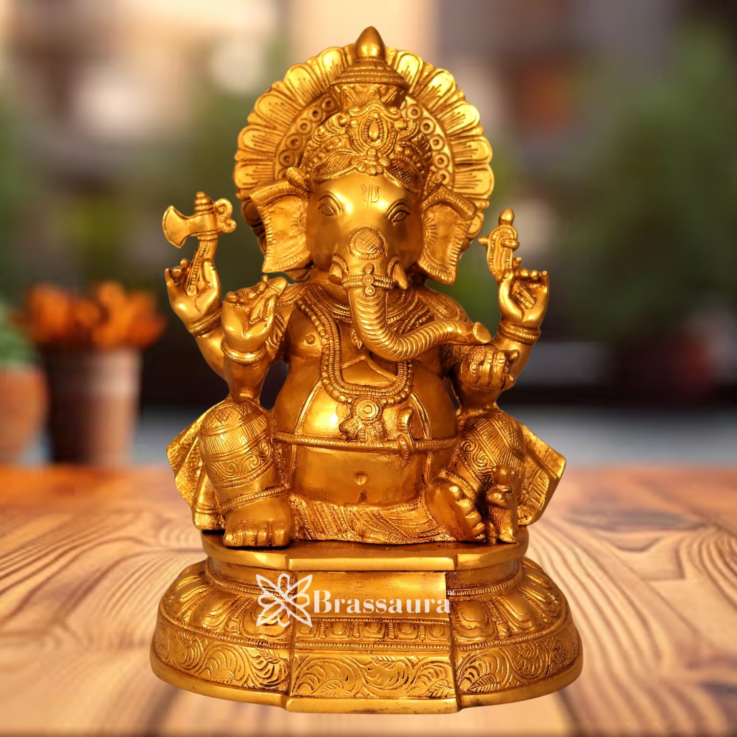 Brass Ganesha Statue Weight 6.7 Kg & Height 12.2 Inch