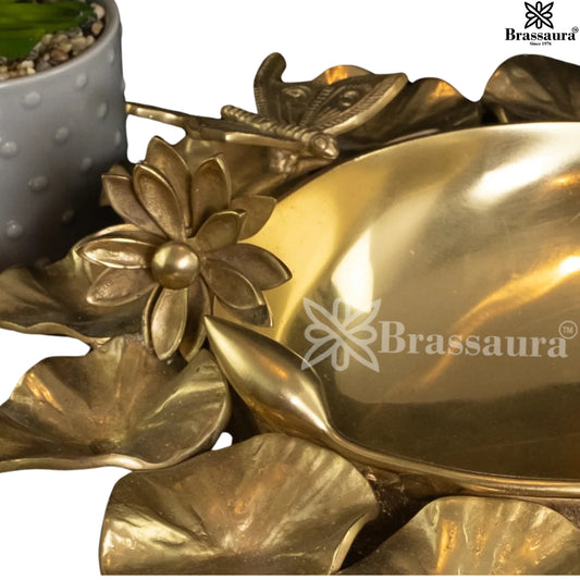 Brassaura® Brass Lily Pad Urli | Handcrafted Decorative Centerpiece | Height 5 Inches & Weight 4.5 Kgs
