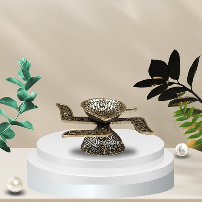 Brass Super Fine Sathiya Diya Weight 0.068 Kg And Height 1.5 Inch