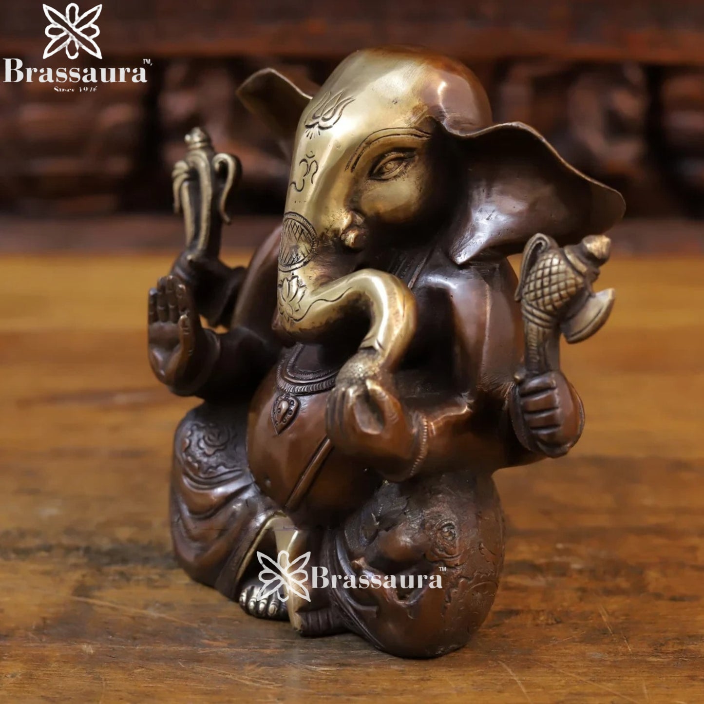 Brass Ganesha Weight 3.34 Kg & Height 7.5 Inch