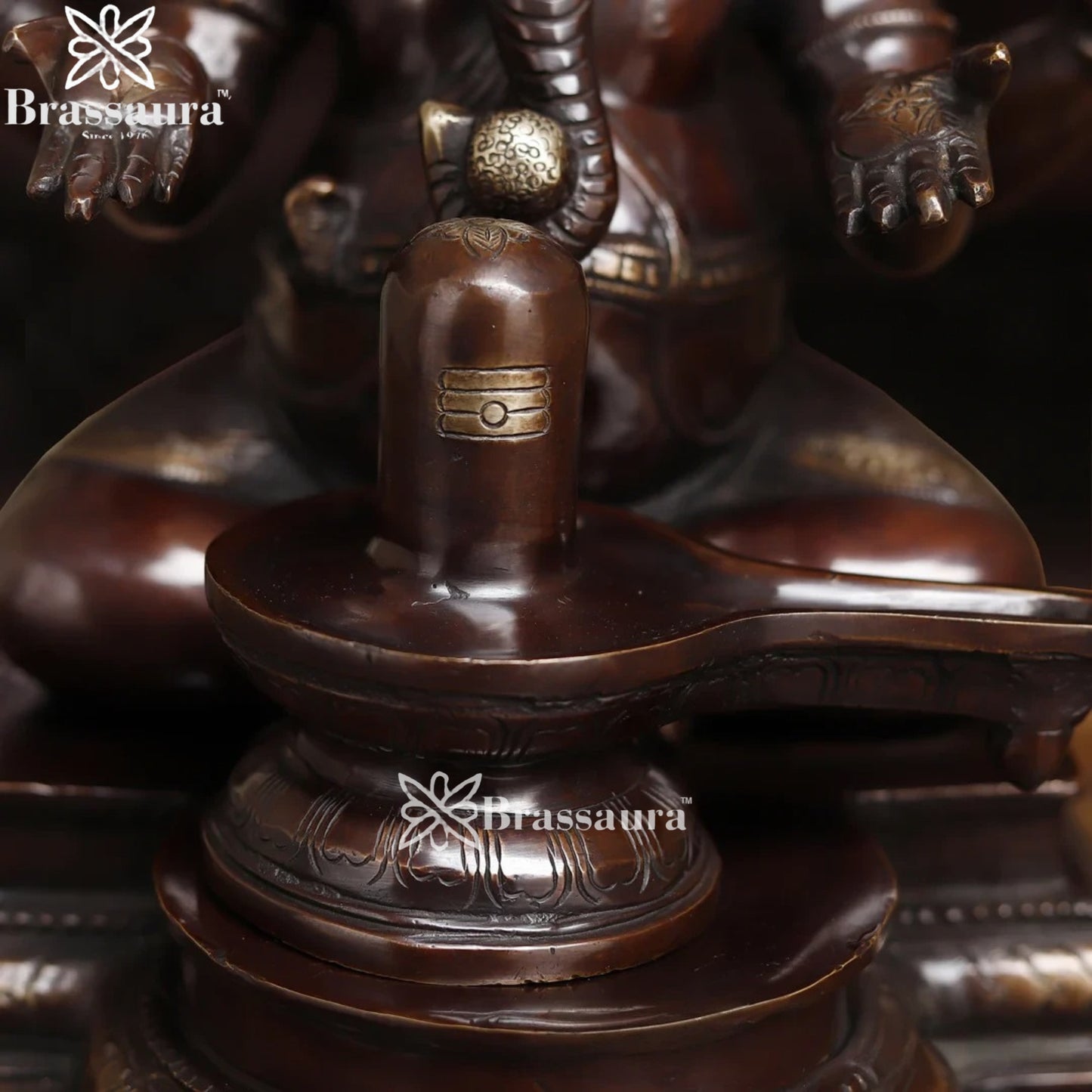Brass Ganesha & Shivling Weight 15.8 Kg & Height 14.5 Inch