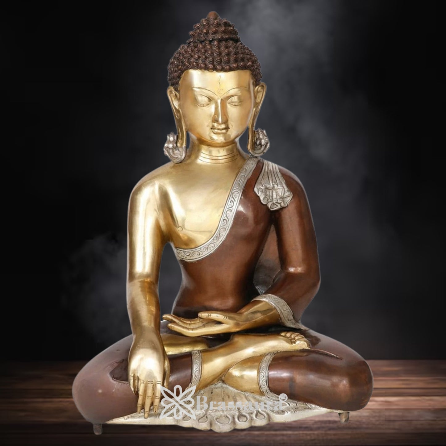 Brass Bhumisprasa Buddha Weight 10.5 kg & Height 16 Inch