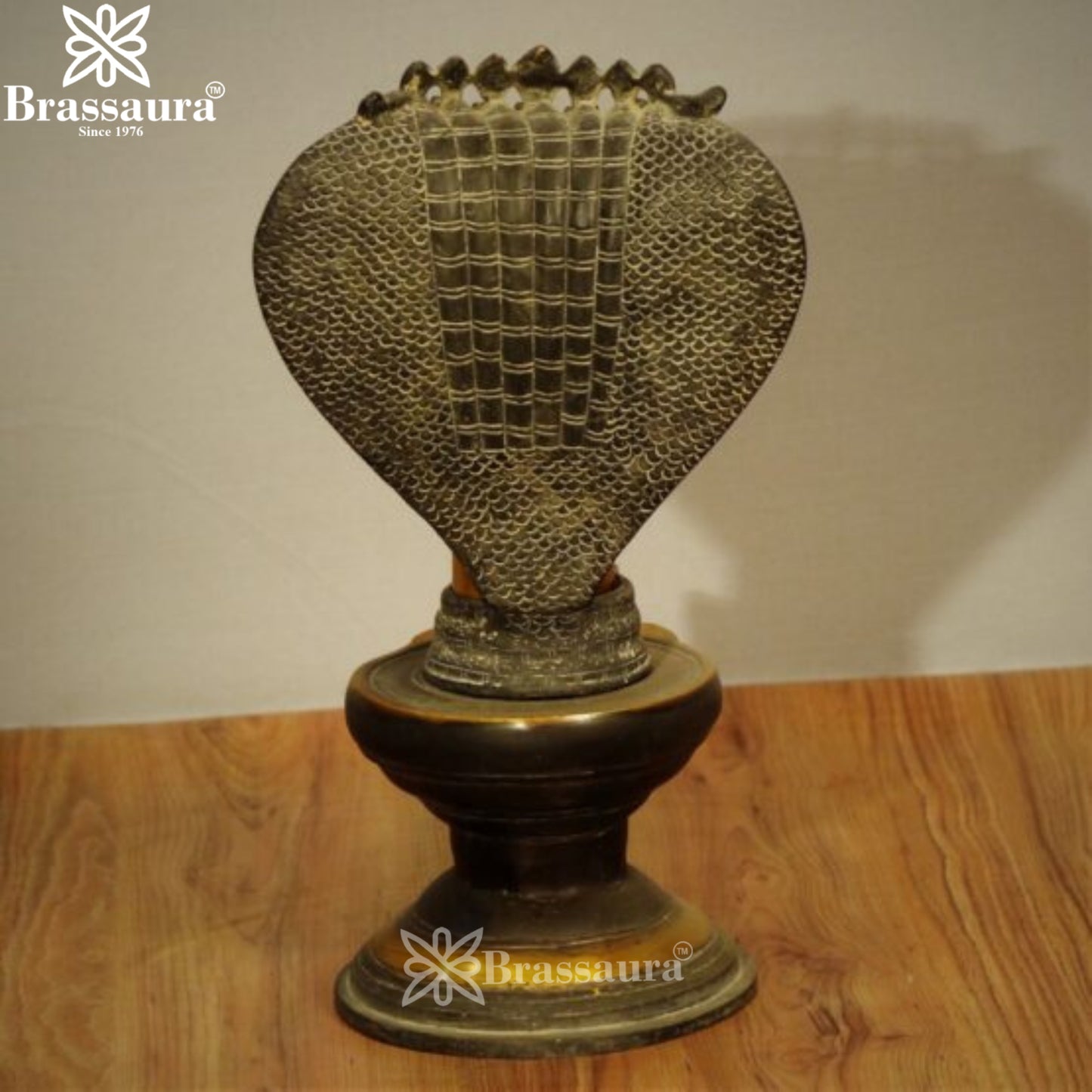Brass Shivling With Naagraaj Statue Weight 4.4 Kg And Height 13.5 Inch