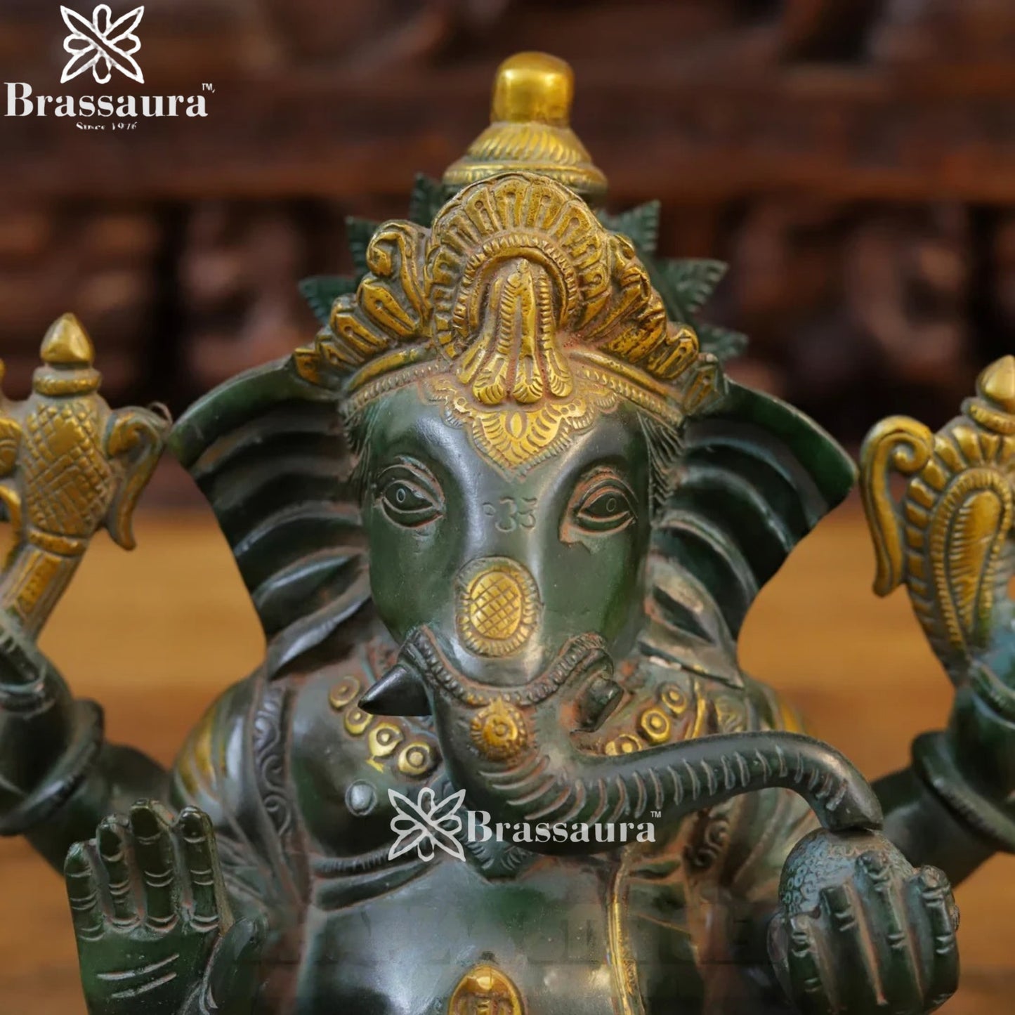 Brass Ganesha Weight 6.2 Kg & Height 9.5 Inch