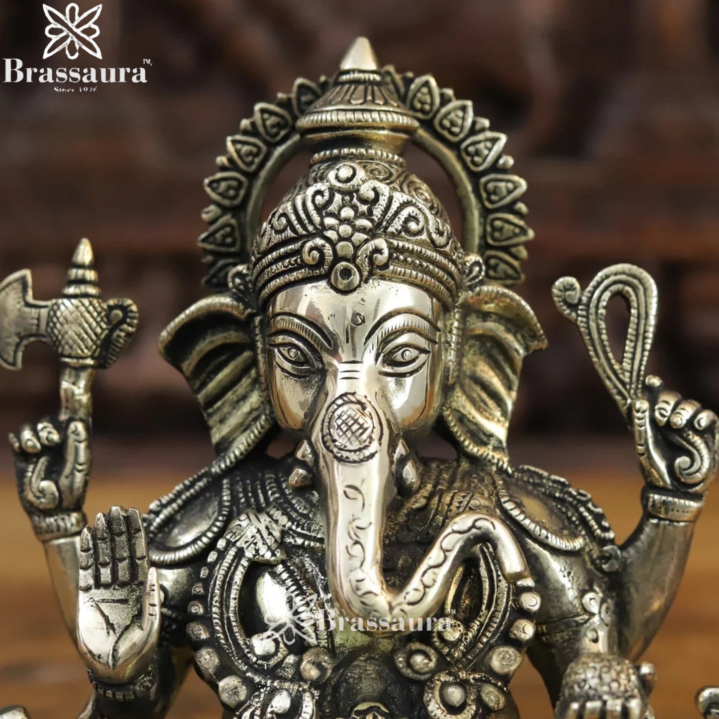 Brass Jewellery Ganesha Weight 4.54 Kg & Height 10 Inch