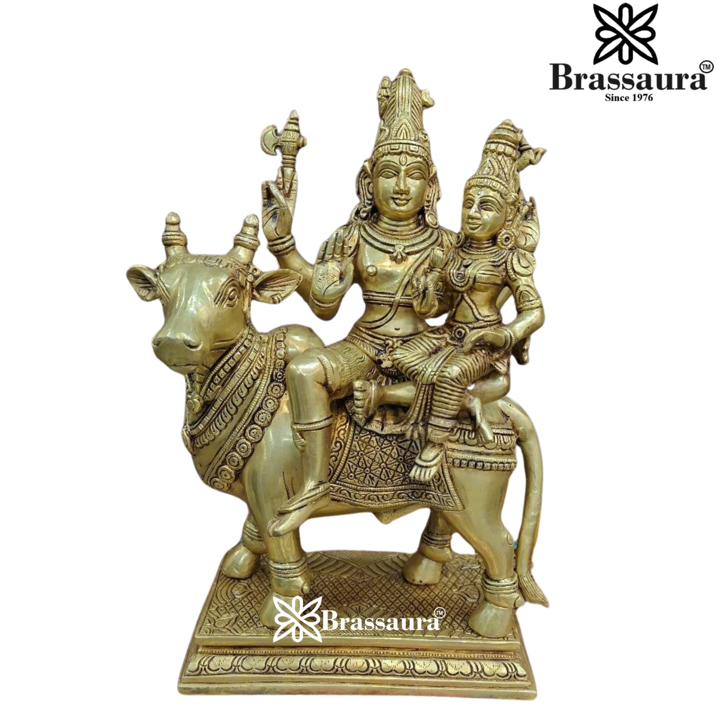 Brass Antique Shiva Family Setting on Nandi Weight 12.5 Kg & Height 16 Inch