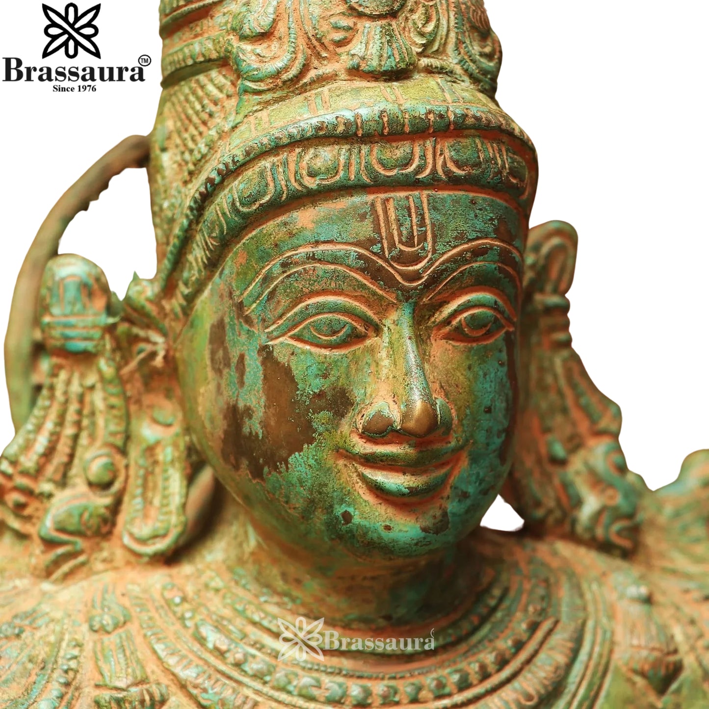 Brass Vishnu Statue Weight 35 Kg And Height 28 Inch