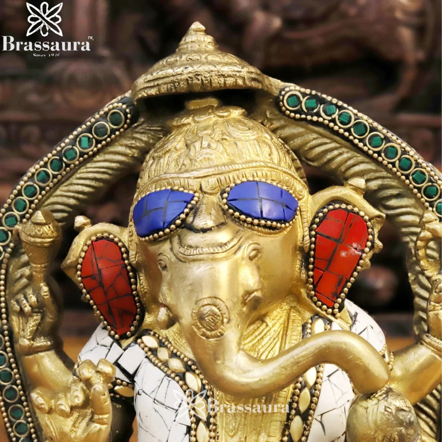 Brass Gem Stone Work Ring Ganesha Weight 9 Kg & Height 12 Inch