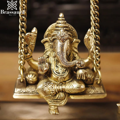 Brass Ganesha Jhula Weight 3.2 Kg & Height 10 Inch