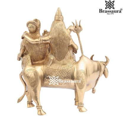 Brass Royal Golden Setting on Nandi Shiv Family  Weight 4.5 Kg & Height 11 Inch