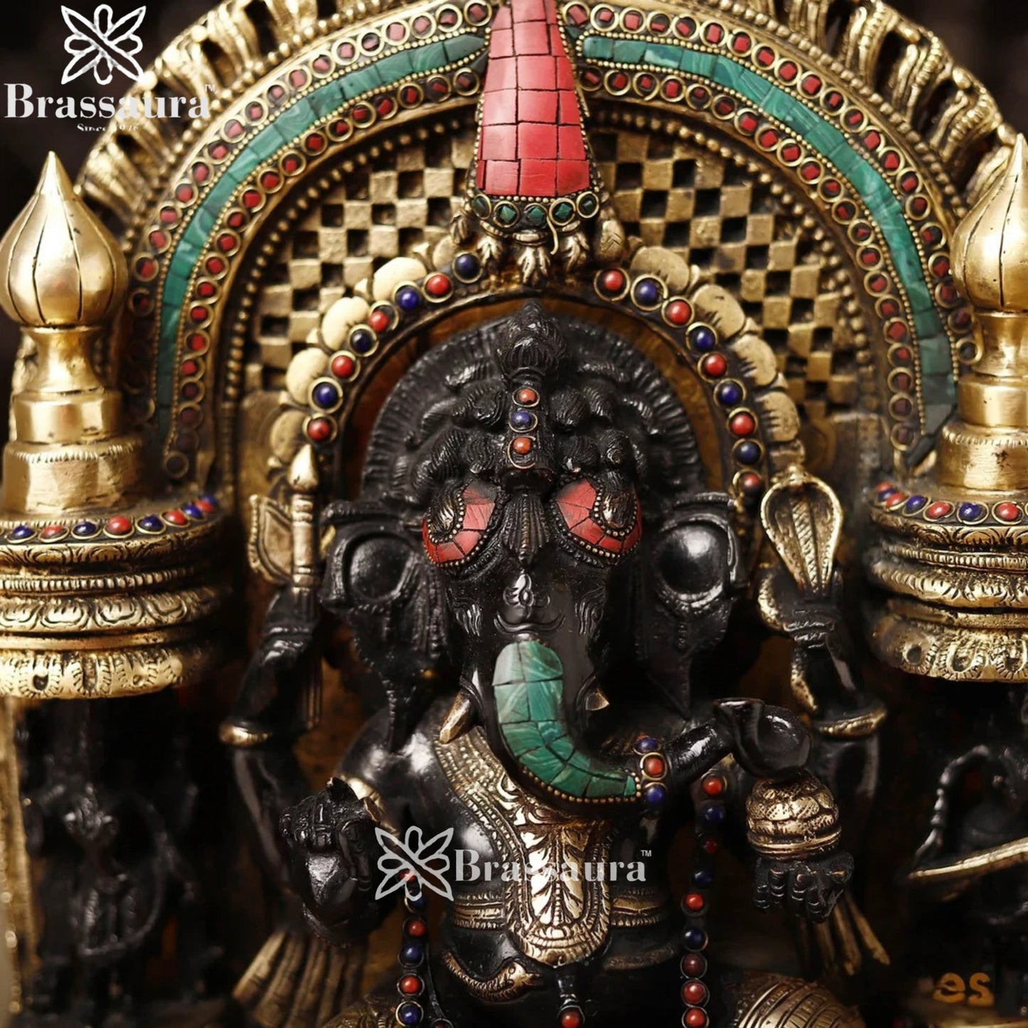 Brass Ring Ganesha Weight 20.3 Kg & Height 18.5 Inch