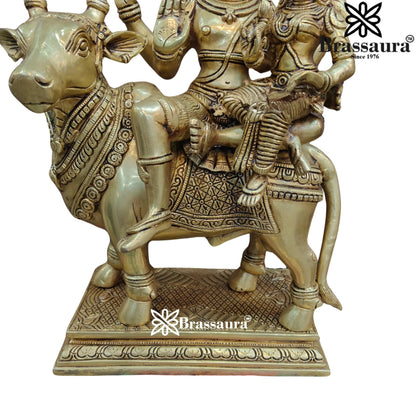 Brass Antique Shiva Family Setting on Nandi Weight 12.5 Kg & Height 16 Inch