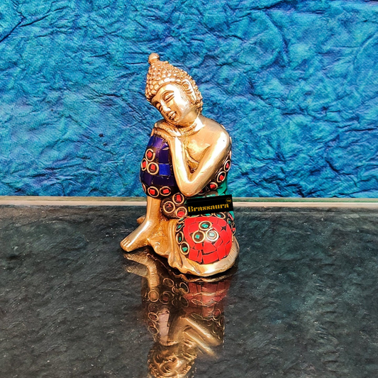 Brassaura™ Brass Thinking Buddha Statue – Height 4 Inches | Weight 0.6 Kgs | Meenakari Stonework