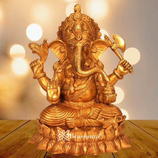 Brass Lotus Ganesha Statue Weight 4.6 Kg & Height 9.5 Inch