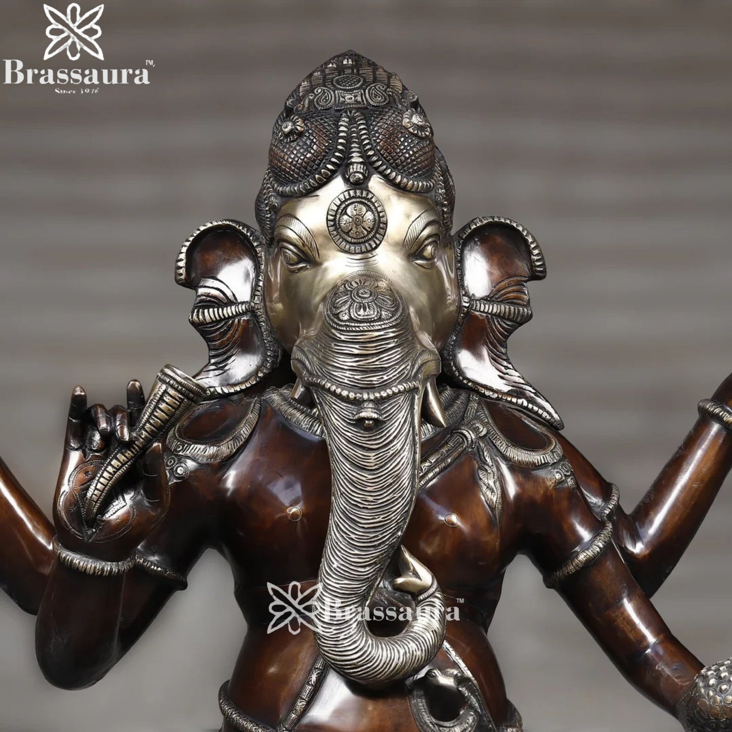 Brass Dancing Ganesha Weight 155 Kg & Height 66 Inch