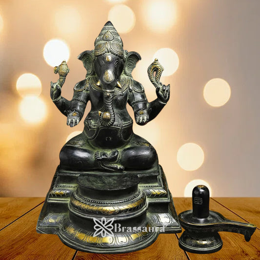 Brass Ganesha With Shivling Statue Weight 10.5 Kg And Height 14.5 Inch