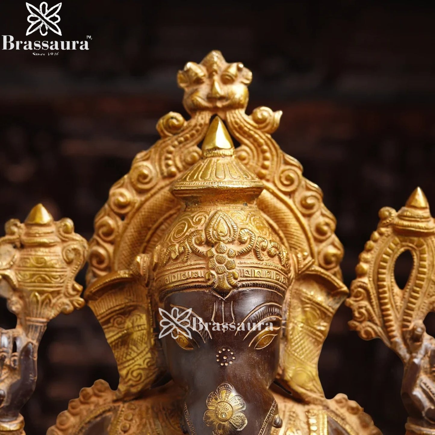 Brass Jewellery Ganesha Weight 22.4 Kg & Height 20.5 Inch