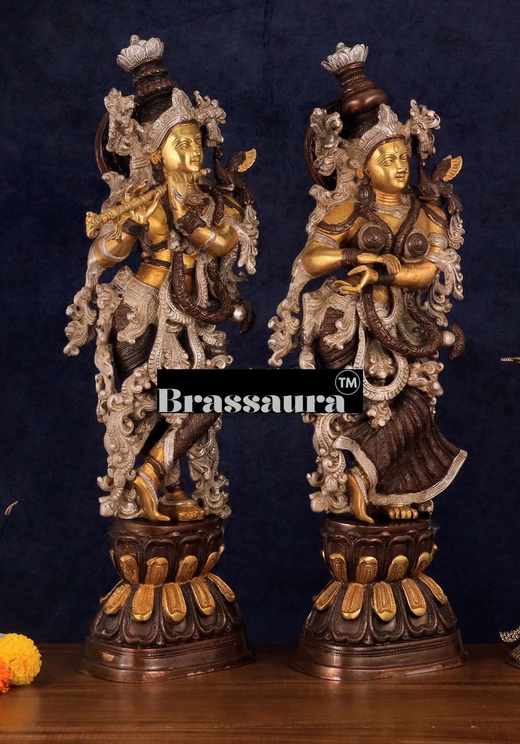 Brassaura™ Antique Brass Radha Krishna Statue – Height 30 Inches & Weight 33 Kgs | Handcrafted Three-Tone Finish