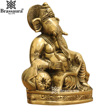 Brass Ganesha Statue Weight 1.8 Kg And Height 7.5 Inch