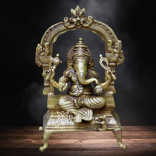 Brass Ring Super fine Ganesha Weight 2.3 Kg & Height 6 Inch