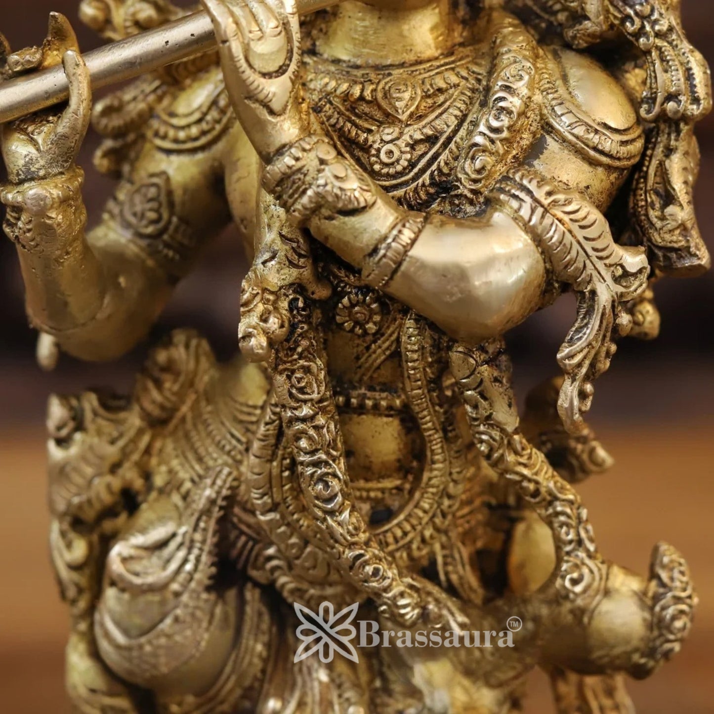 Brass Krishna Murti Weight 7.34 Kg And Height 34 Inch