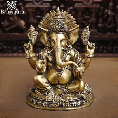 Brass Ganesha Weight 8.2 Kg & Height 11.5 Inch
