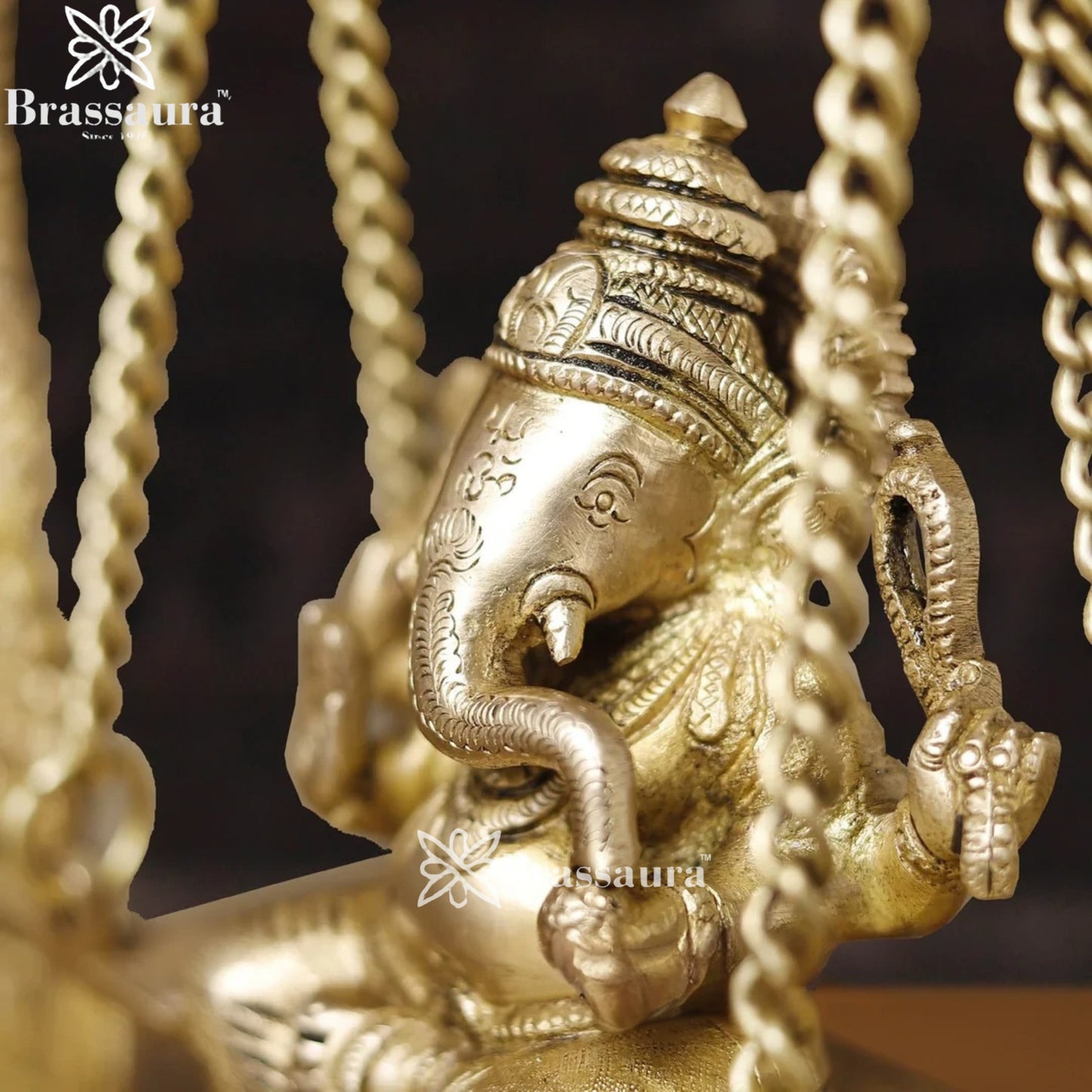 Brass Golden Ganesha Jhula Weight 5.4 Kg & Height 15.5 Inch