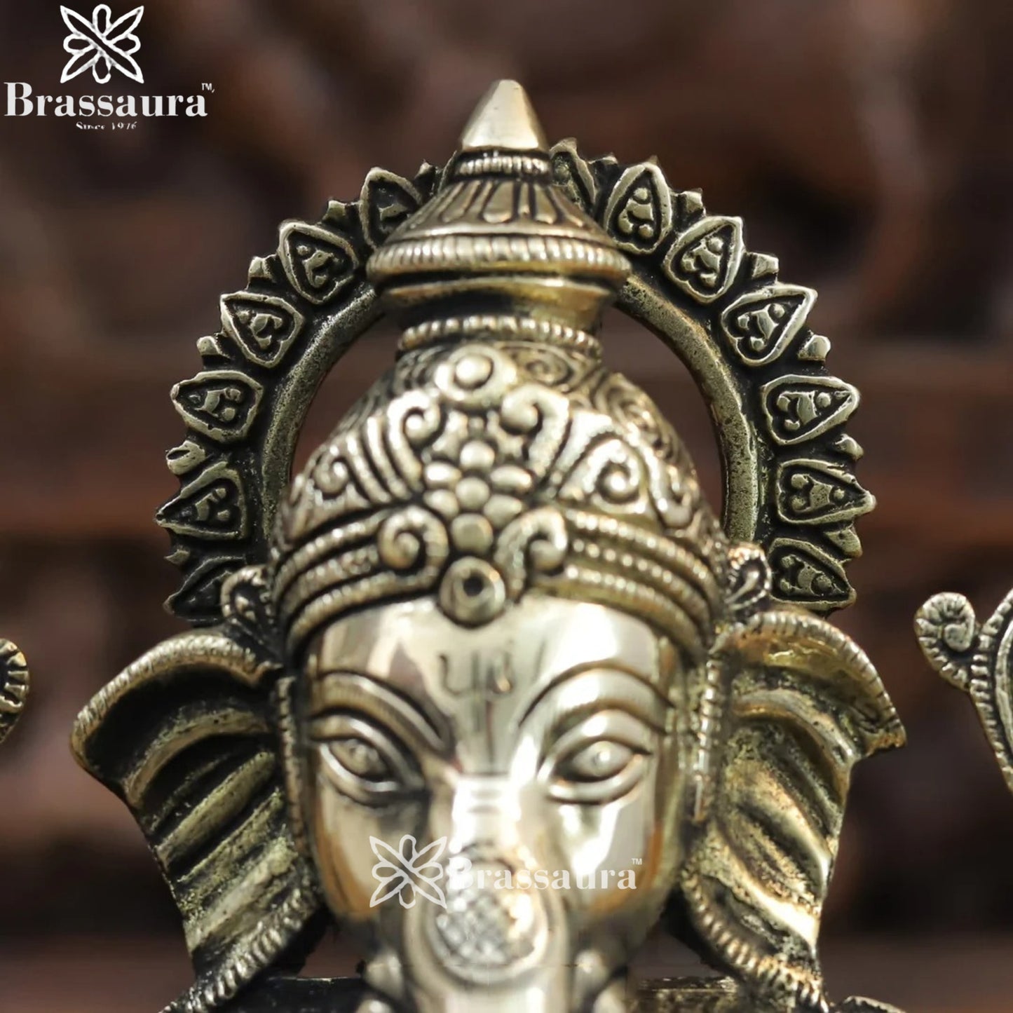 Brass Jewellery Ganesha Weight 4.54 Kg & Height 10 Inch