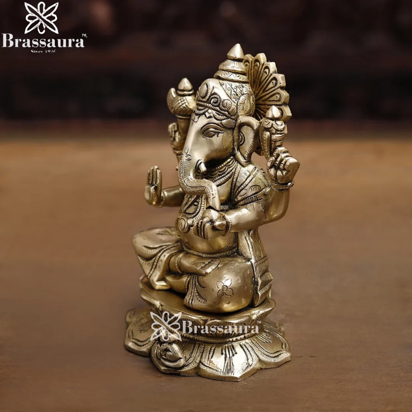 Brass Super fine Ganesha Weight 3.1 Kg & Height 8.5 Inch