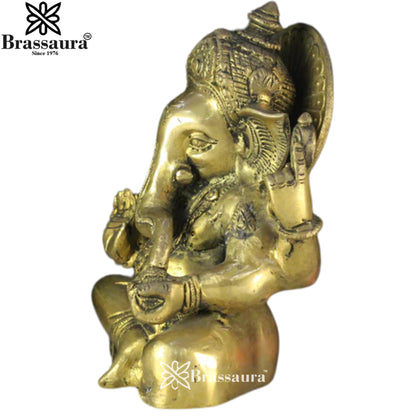 Brass Ganesha Statue Weight 2 Kg And Height 7 Inch