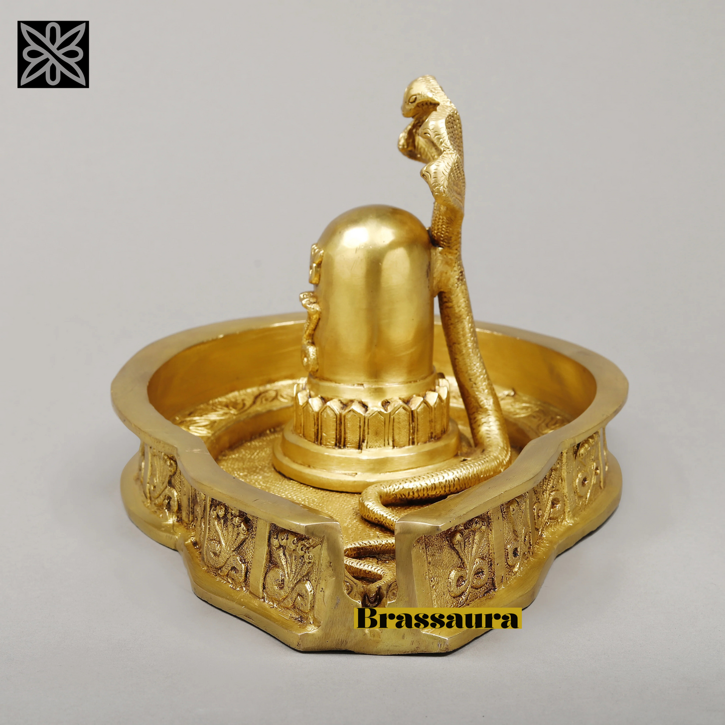 Brassaura™ Pure Brass Shivling– 8 Inch Height, 5.750 Kg Weight – Handcrafted Sacred Symbol of Lord Shiva