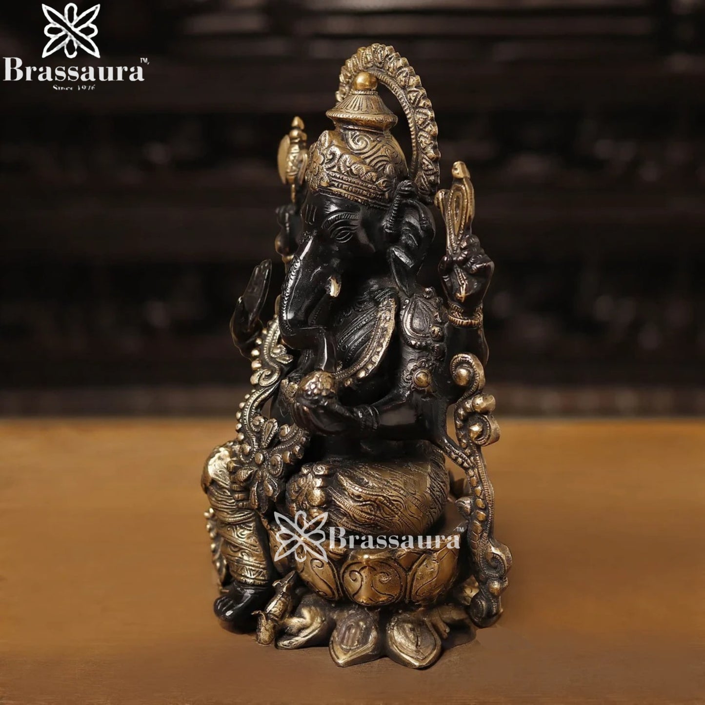 Brass Jewellery Ganesha Weight 7.5 Kg & Height 12 Inch