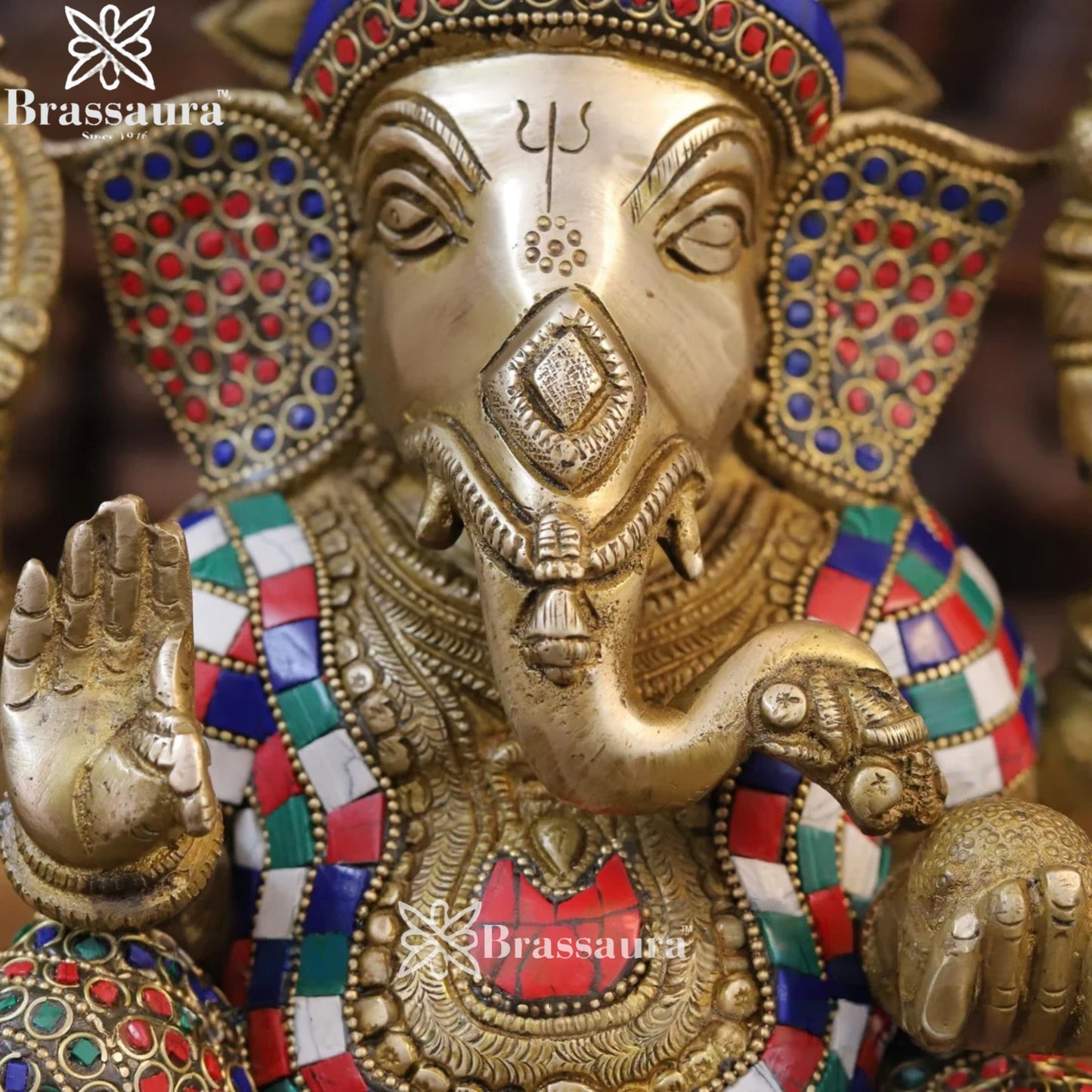 Brass Gem Stone Work Ganesha Weight 7 Kg & Height 12 Inch