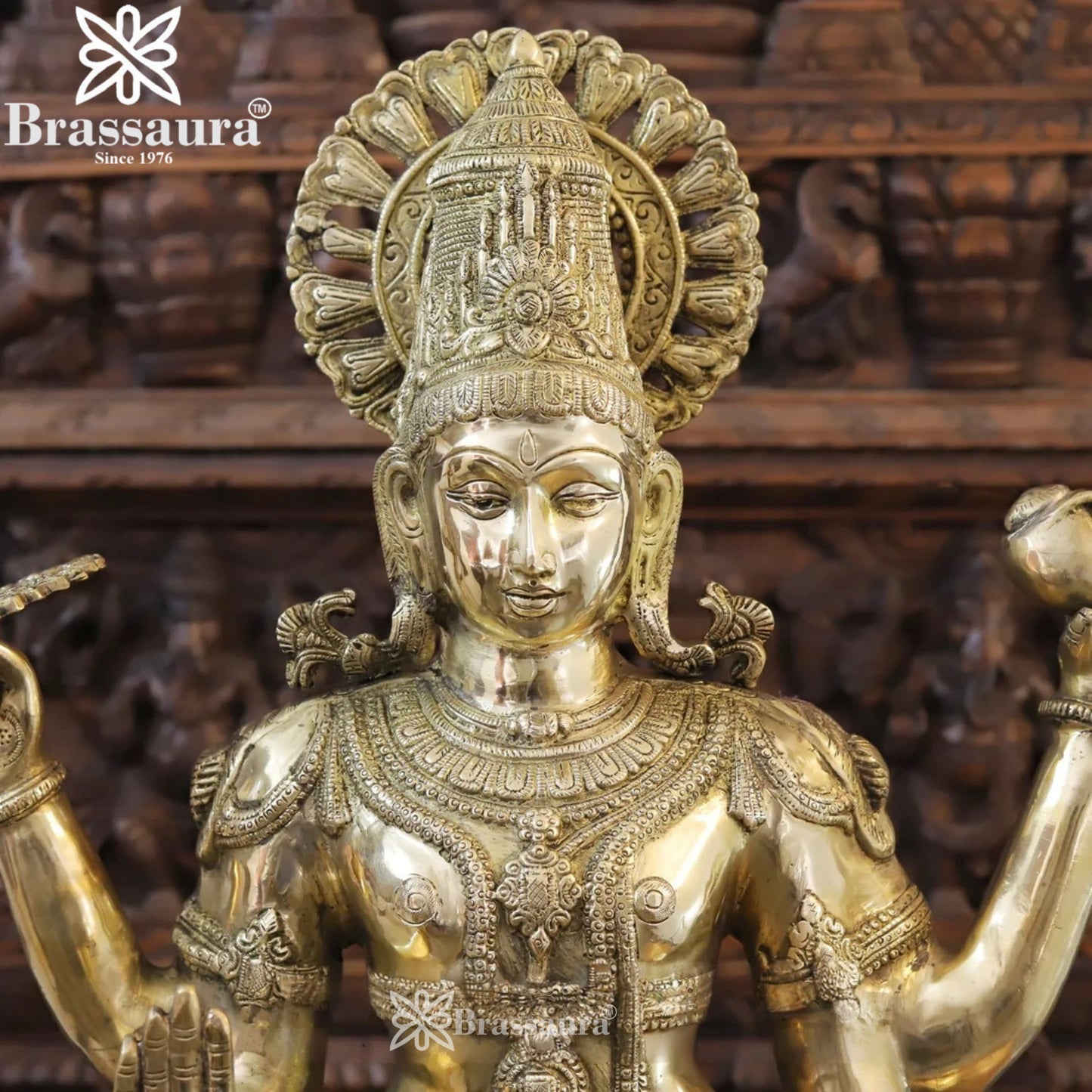 Brass Super fine Vishnu Statue Weight 32.8 Kg And Height 41.5 Inch