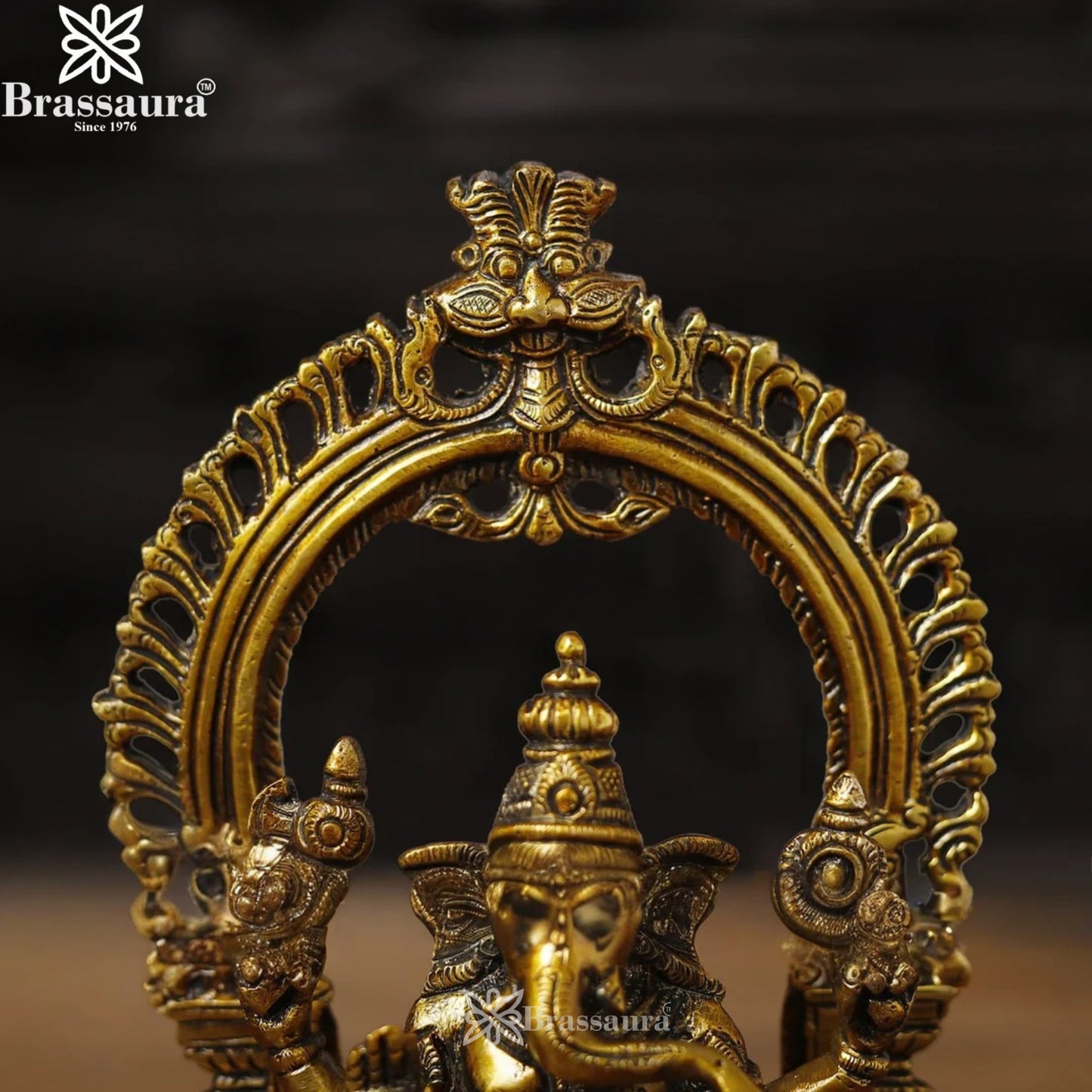 Brass Lakshmi Ganesh Saraswati Murti Weight 7.98 Kg And Height 9.5 Inch