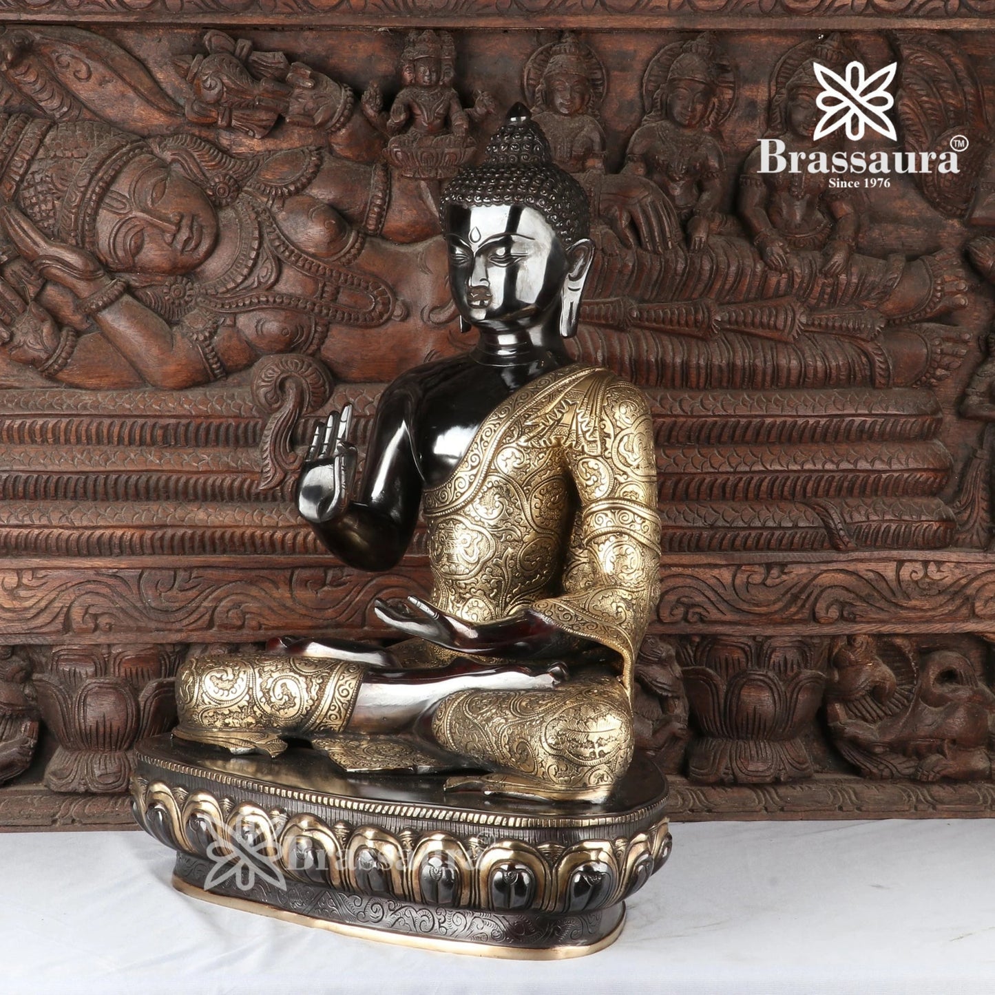 Brass Blessing Buddha Weight 21.9 kg & Height 22 Inch