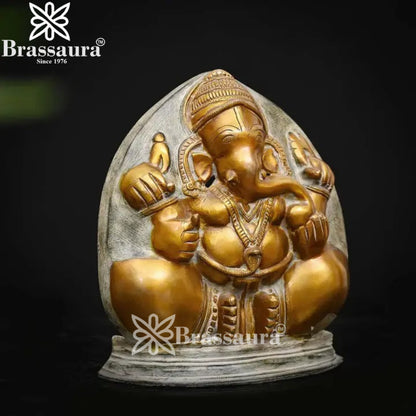 Brass Ganesha Statue Weight 7.66 Kg And Height 13 Inch