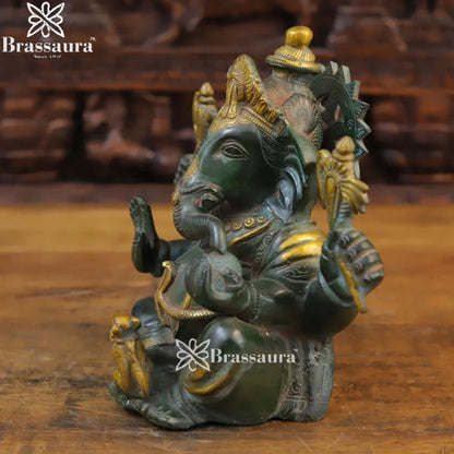Brass Ganesha Weight 6.2 Kg & Height 9.5 Inch