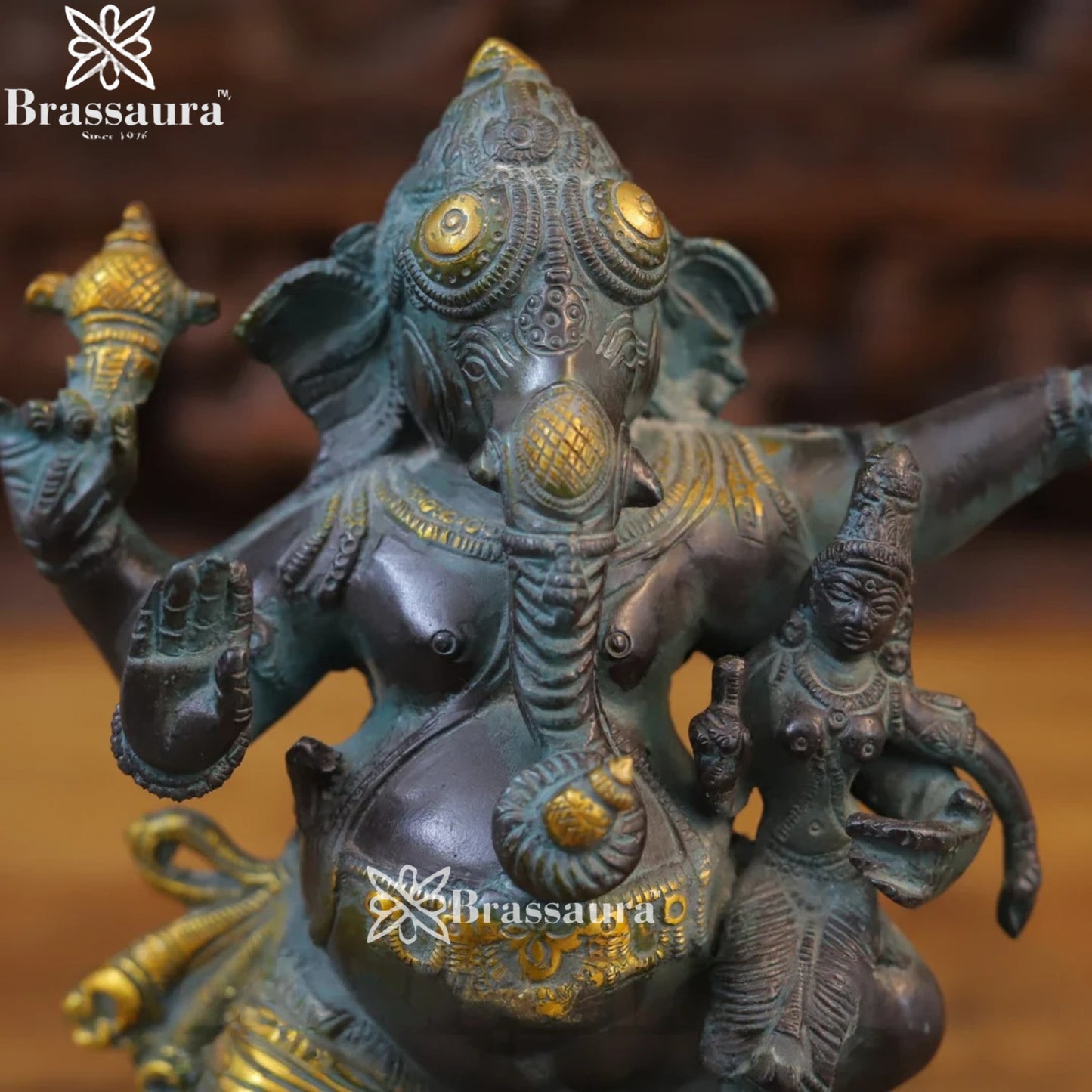 Brass Dancing Ganesha Weight 3.64 Kg & Height 11 Inch