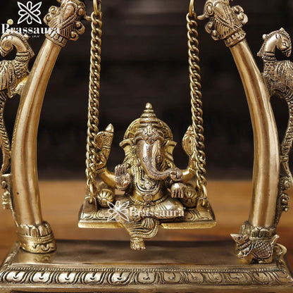 Brass Ganesha Jhula Weight 3.2 Kg & Height 10 Inch