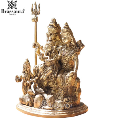 Brass Lord Shiv Family Statue Weight 5.3 Kg And Height 9.5 Inch