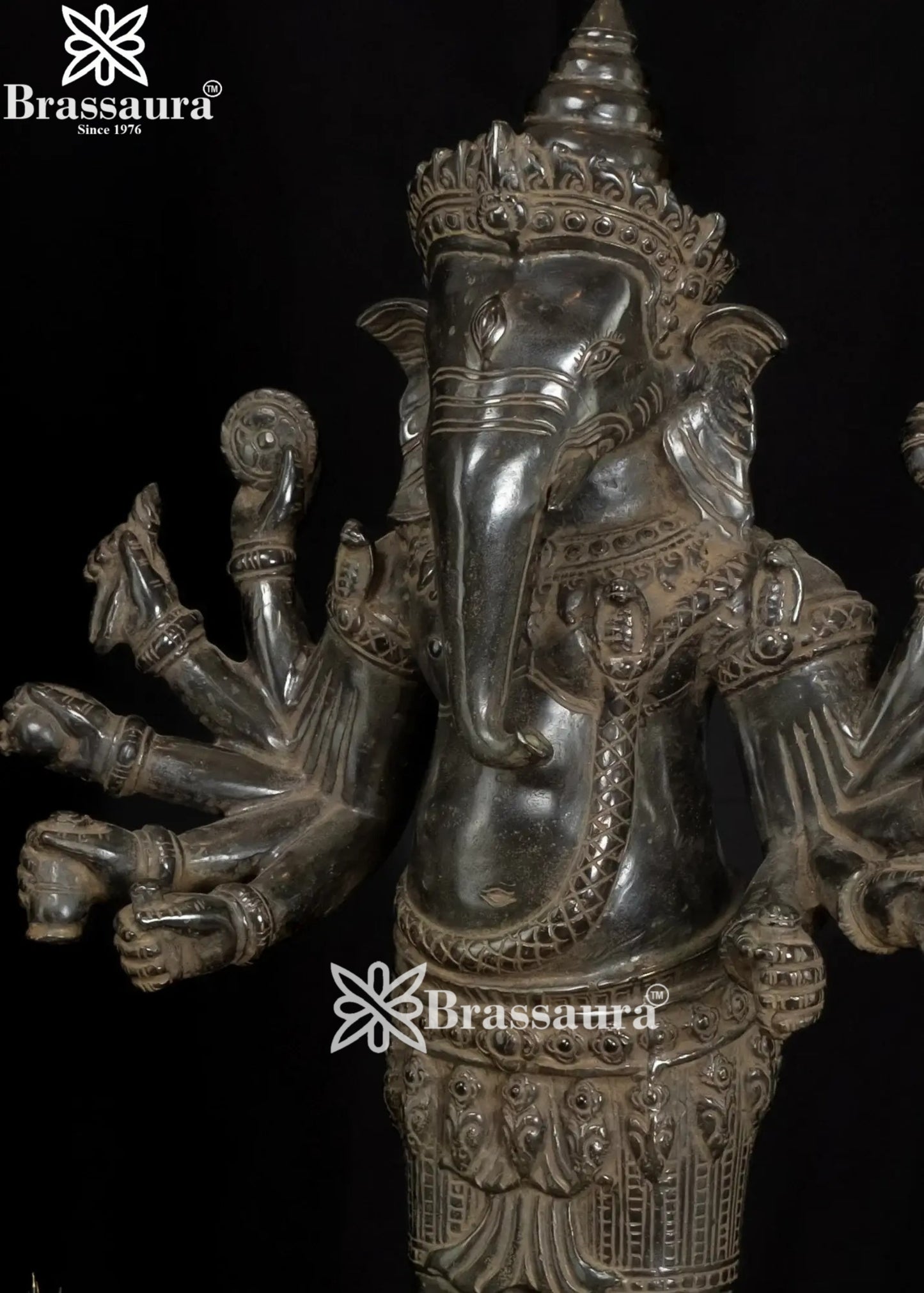 Bronze Ganesha Statue Weight 9 Kg And Height 25 Inch