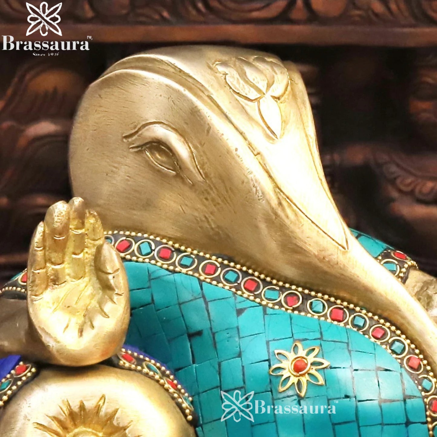Brass Gem Stone Work Relaxing Ganesha Weight 3.3 Kg & Height 5.5 Inch